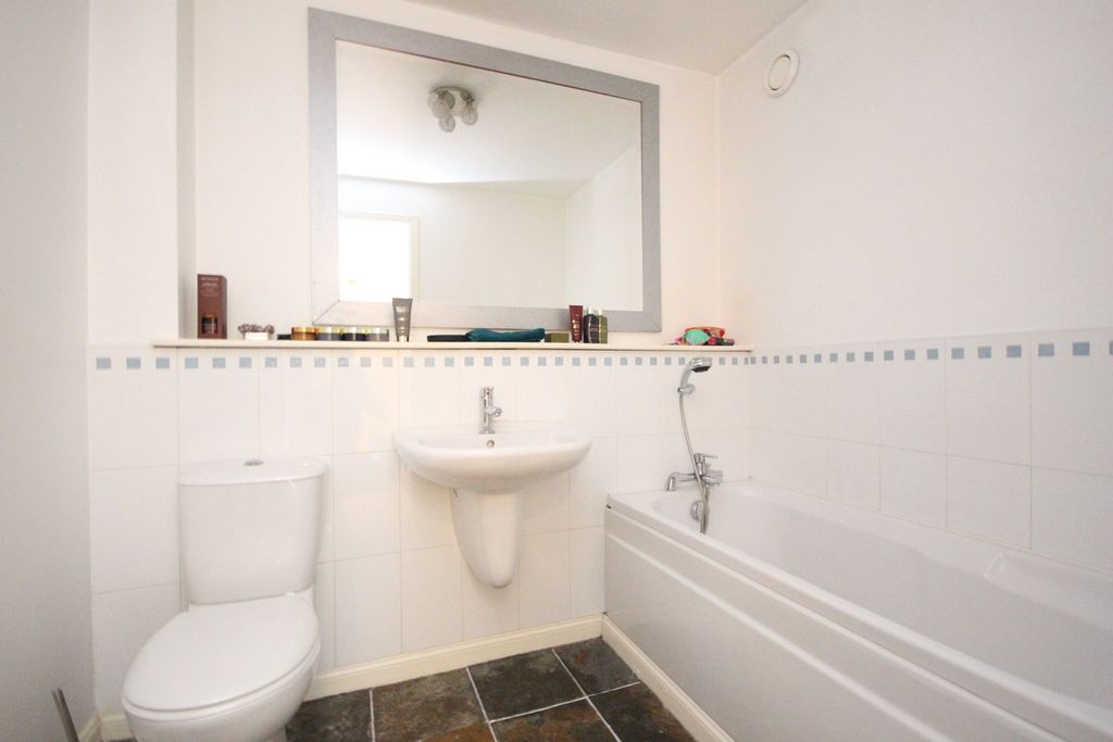 Additional image 11 of 2 bed flat for saleNorth Bridge Street, Airdrie ML6