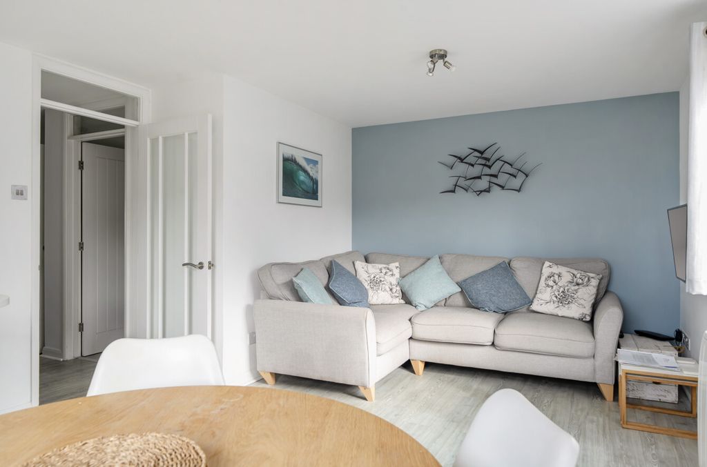 2 bed flat for saleBay View Road, Woolacombe, Devon EX34 photo 5