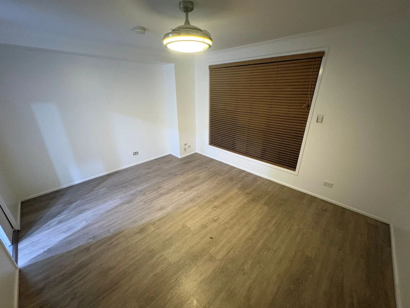 Additional image 3 of 2 O'Shea Close, Edensor Park NSW 2176