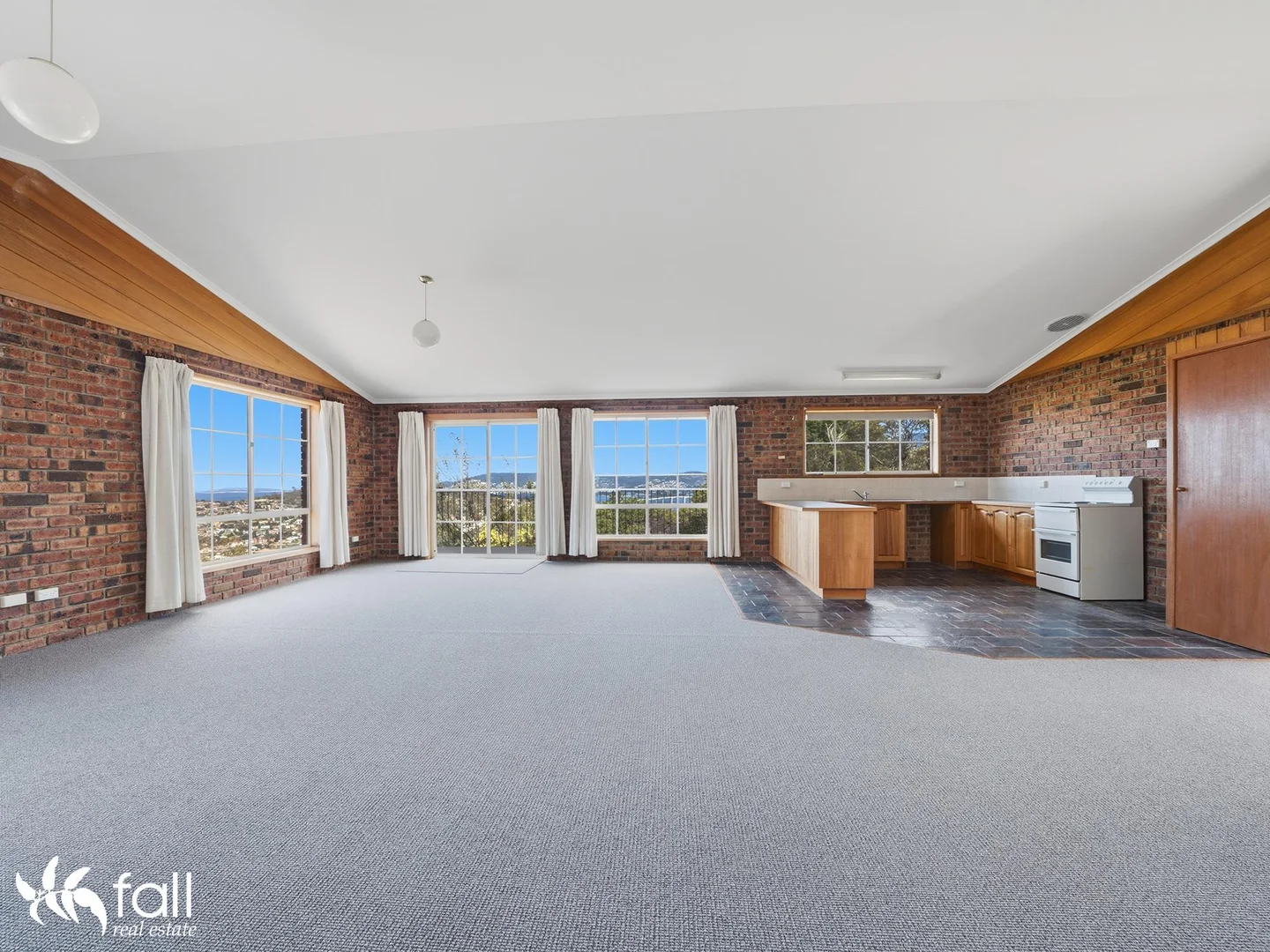 Additional image 2 of 7/42 Sherwood Court, Lindisfarne TAS 7015