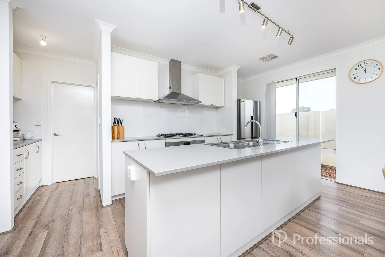 Additional image 8 of 65 Myrlea Trail, Alkimos WA 6038