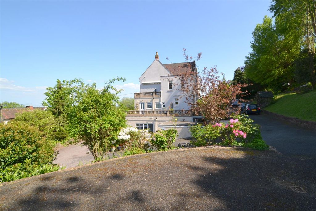 Additional image 28 of 3 bed flat for saleCowleigh Road, Malvern WR14