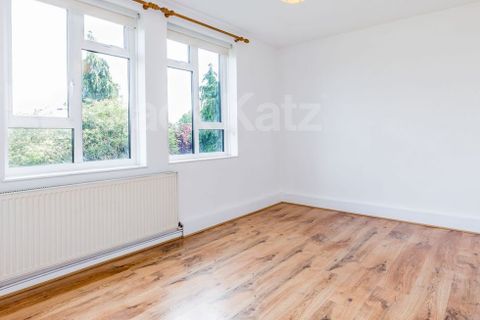 Muswell Hill, Muswell Hill N10