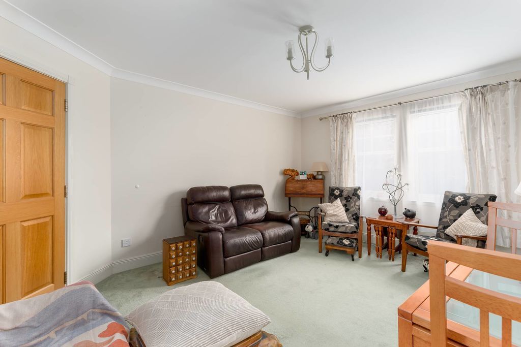 Additional image 3 of 2 bed flat for sale5 Provost Kirkpatrick Court, Peebles EH45