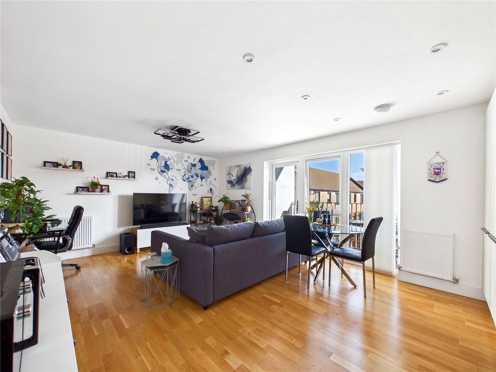 Additional image 6 of 1 bed flat for saleHolmhill Drive, Felixstowe, Suffolk IP11