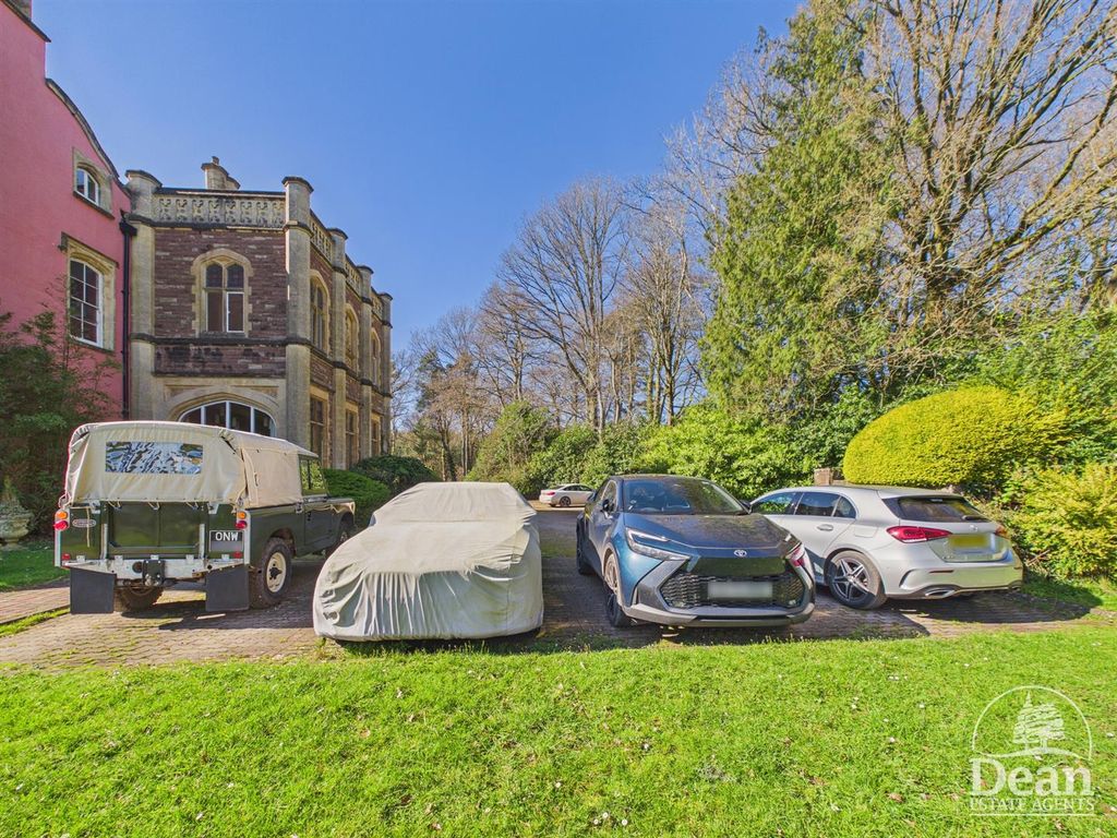 Additional image 14 of 2 bed flat for saleThe Haie, Newnham GL14