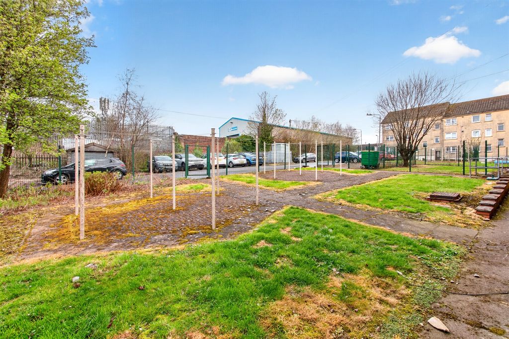 Additional image 14 of 3 bed flat for saleDeedes Street, Airdrie ML6