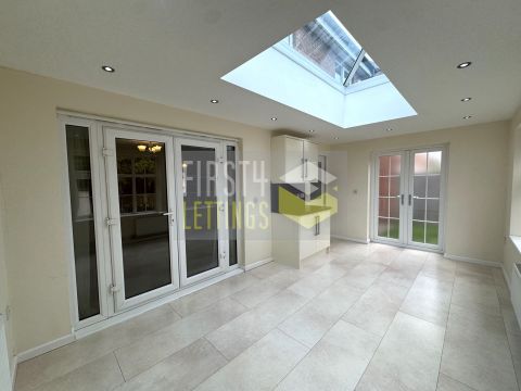 Harrow Place, Knighton LE2