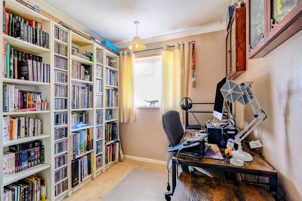 Additional image 18 of 2 bed maisonette for saleBeech Hill Road, Tidworth SP9