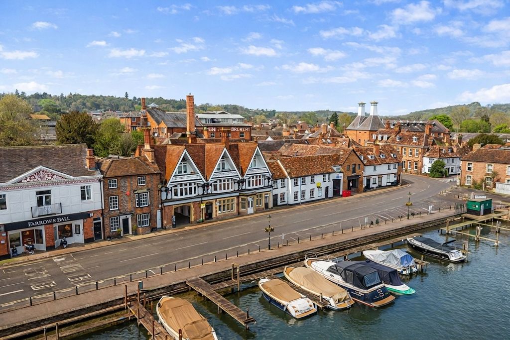 2 bed flat for saleThameside, Henley-On-Thames RG9