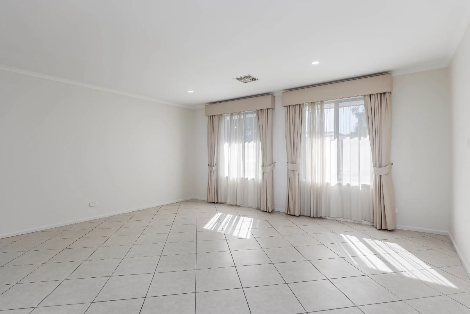 Additional image 4 of 43 Dumfries Avenue, Northfield SA 5085