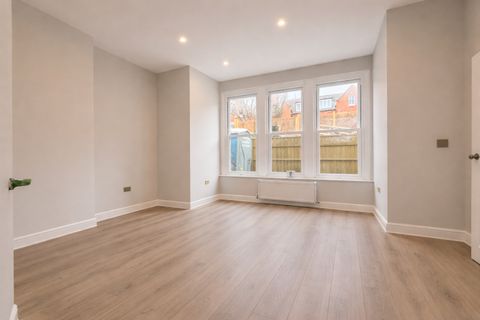 Streathbourne Road, Balham SW17