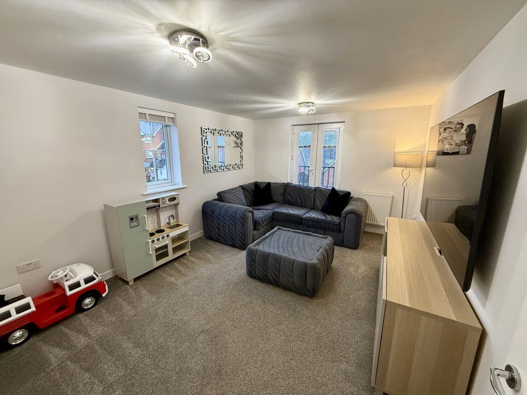 Additional image 4 of 2 bed flat for saleRoyal Drive, Bordon, Hampshire GU35