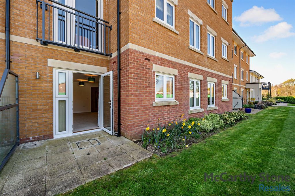 Additional image 5 of 1 bed flat for saleGordon Court, Flood Lane, Bridport DT6