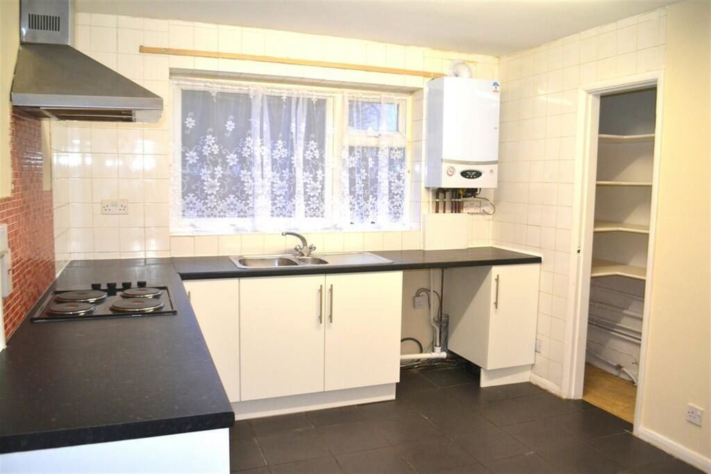 Additional image 3 of 2 bed flat for saleBroadfield Lane PE21