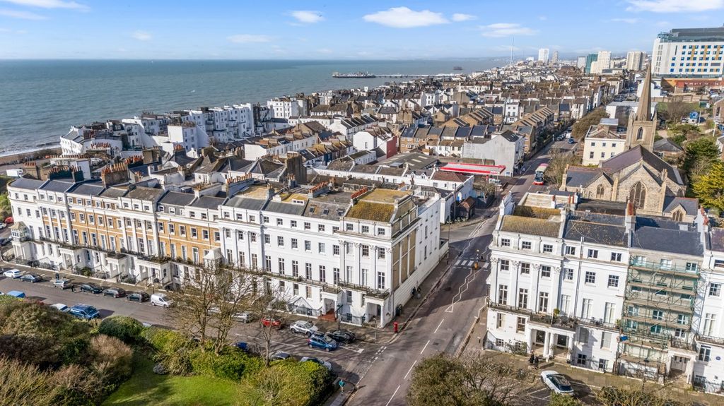 Additional image 51 of 3 bed flat for saleSussex Square, Brighton, East Sussex BN2