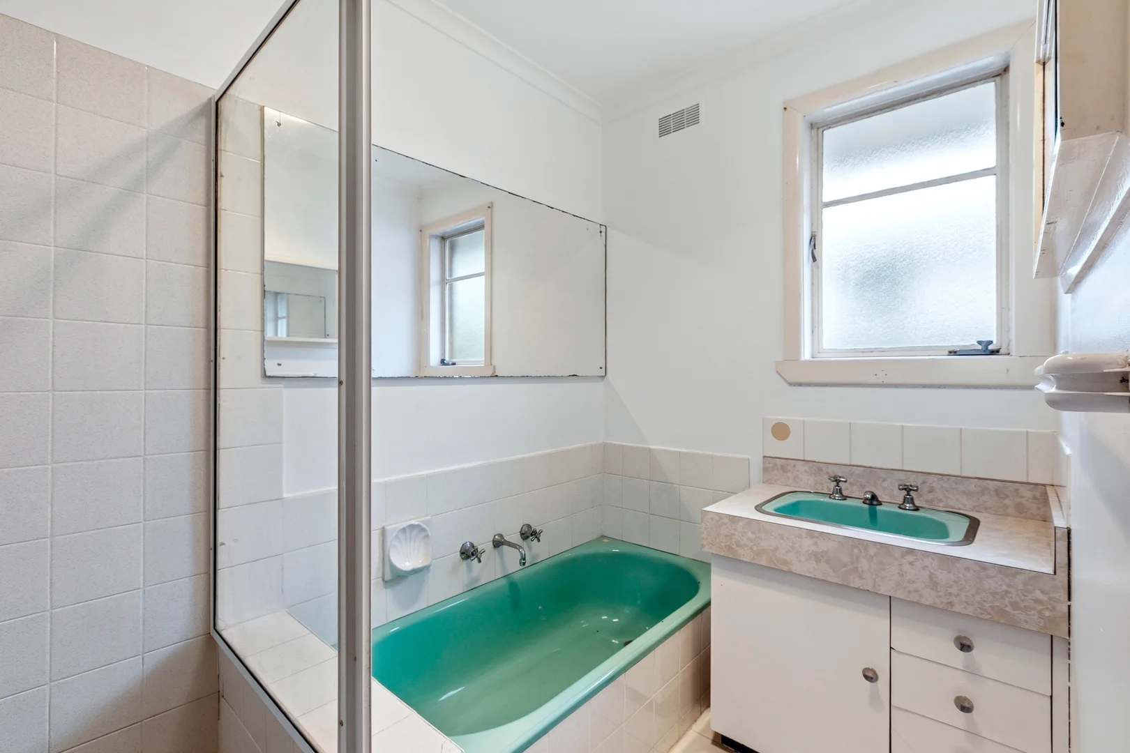 Additional image 7 of 2/53-55 Elizabeth Street, Newport VIC 3015