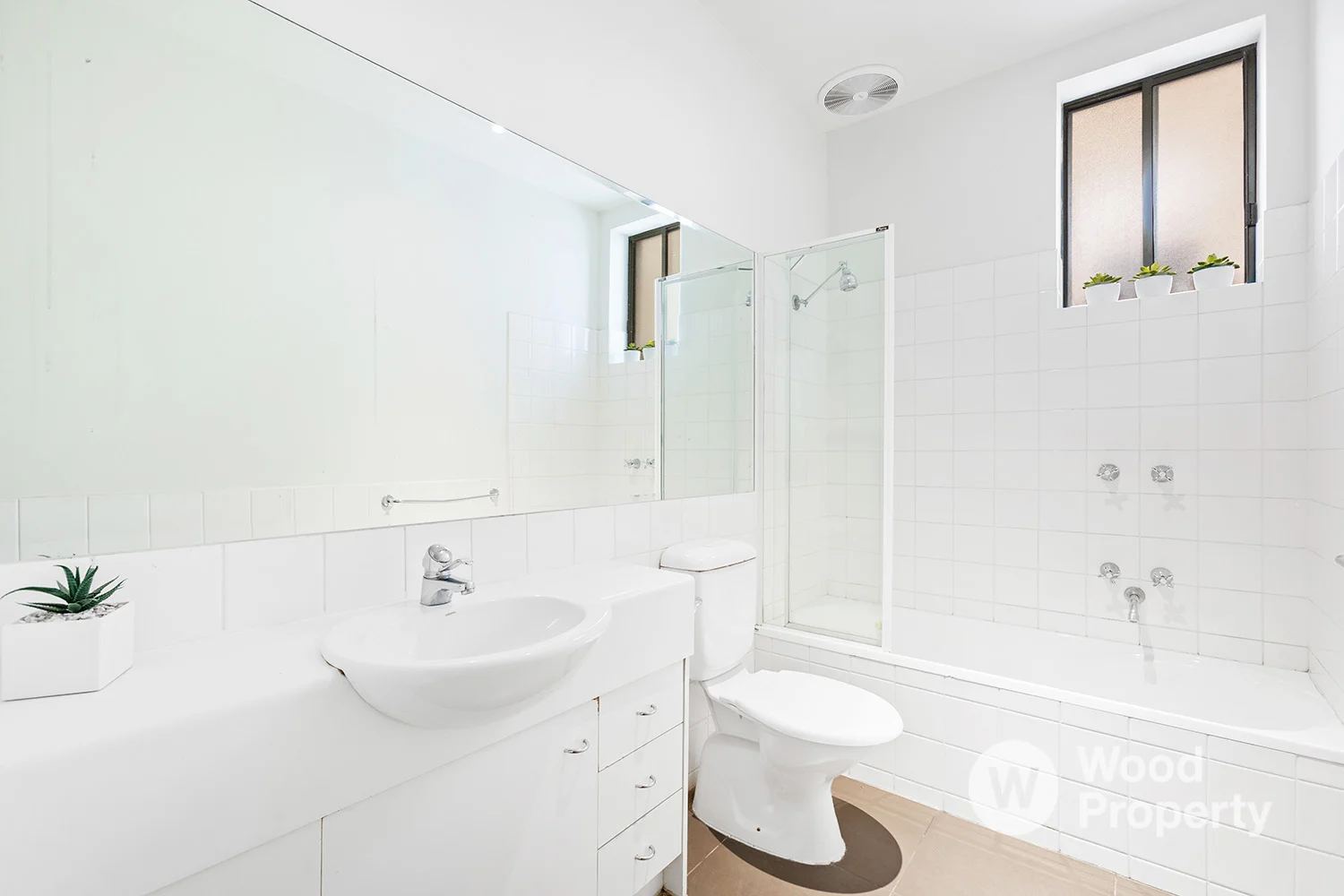 Additional image 5 of 2/14-15 Marine Parade, St Kilda VIC 3182