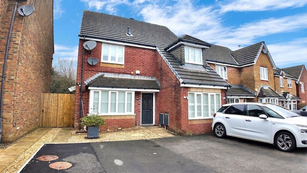 Additional image 6 of 4 bed detached house for saleClos Coed Bach, Blackwood NP12
