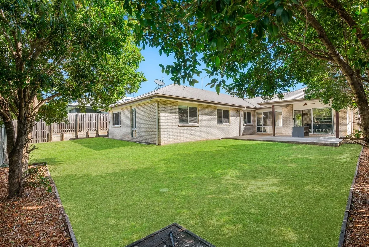 Additional image 3 of 3 Isla Court, New Auckland QLD 4680