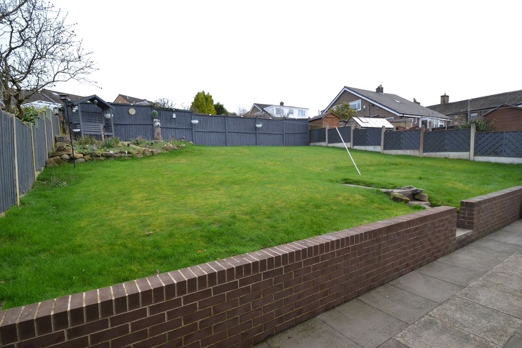 Additional image 19 of 3 bed chalet for saleBrackendale Avenue, Bradford BD10