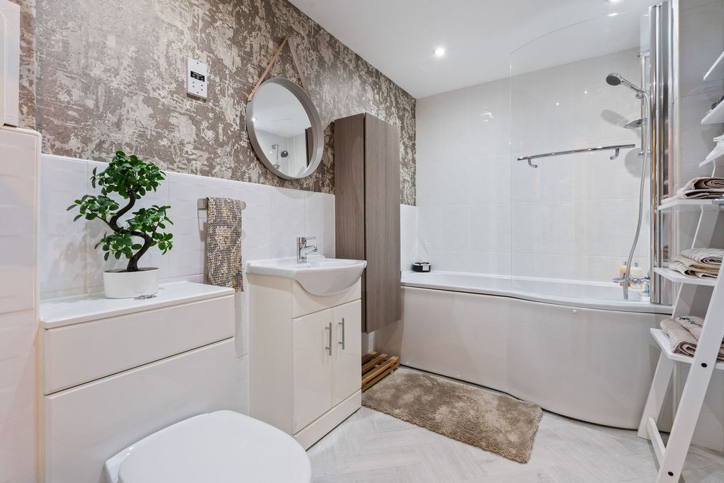 Additional image 15 of 2 bed flat for saleJardine Place, Bathgate EH48