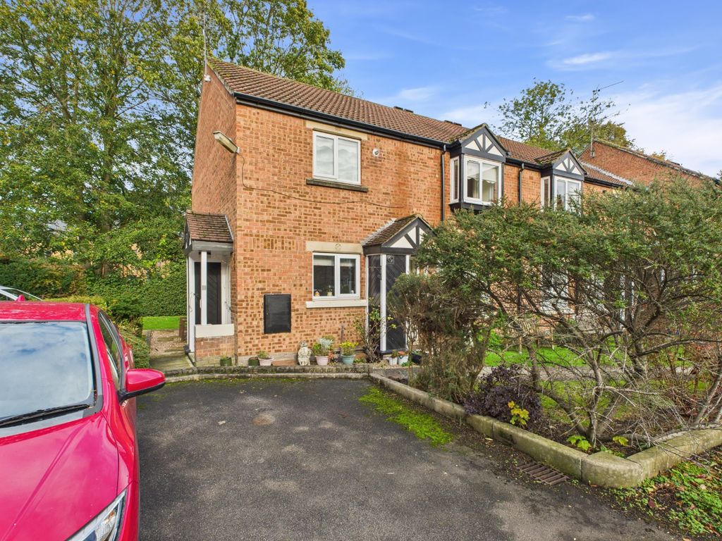 2 bed flat for saleApplegarth Mews, Crescent Street, Cottingham HU16