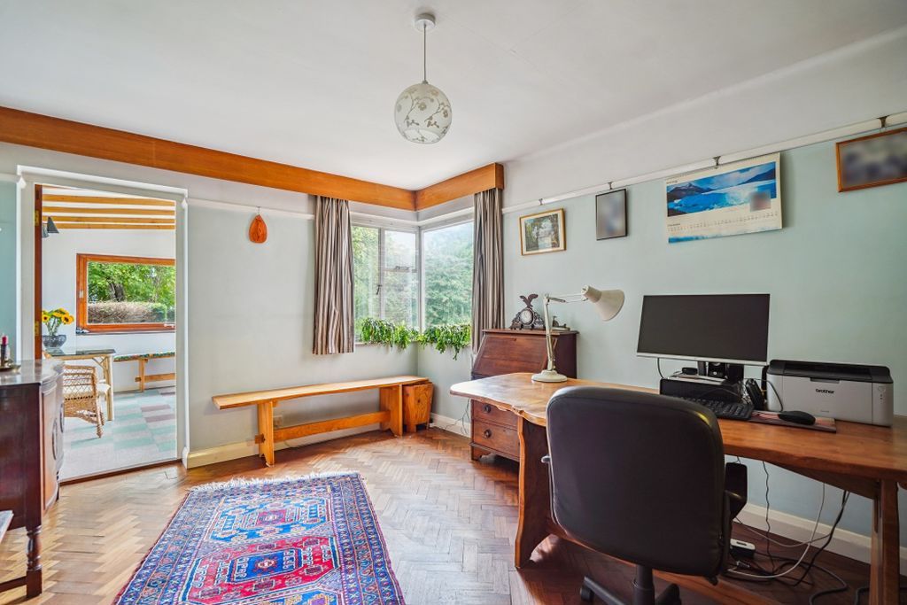 Additional image 10 of 4 bed detached house for saleBlind Lane, Bourne End SL8