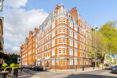 Kensington Court Place, Kensington W8