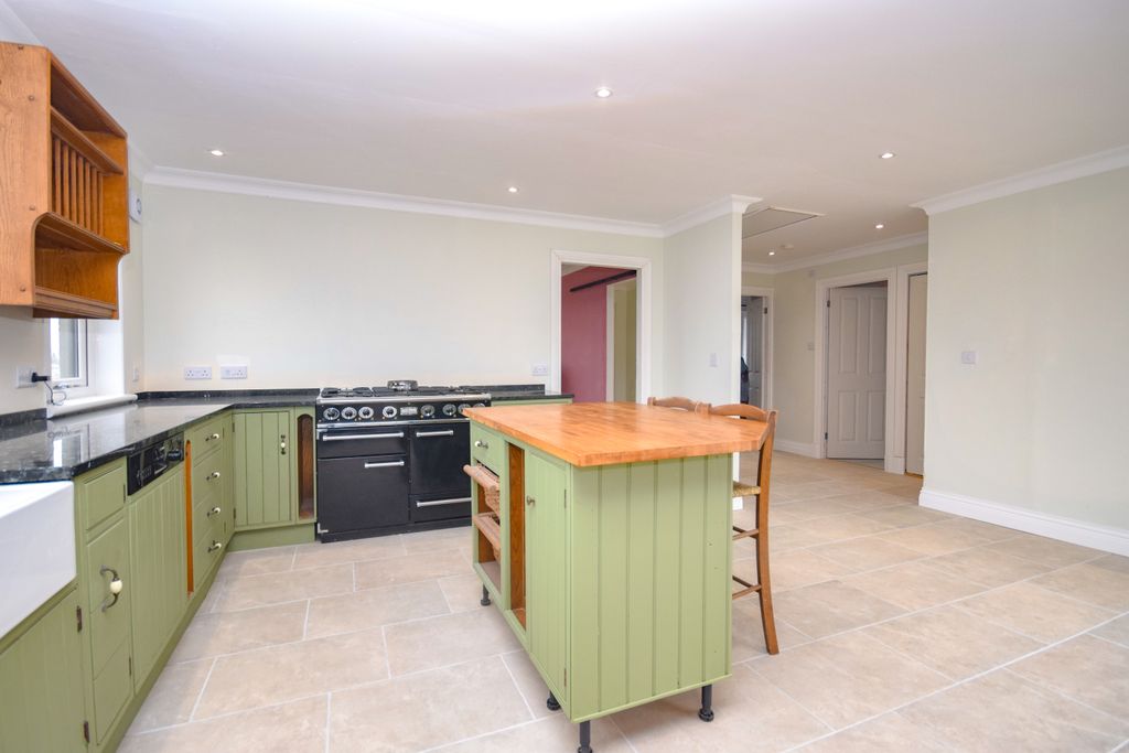 Additional image 8 of 2 bed detached bungalow for saleKinpurnie Drive, Blairgowrie PH11