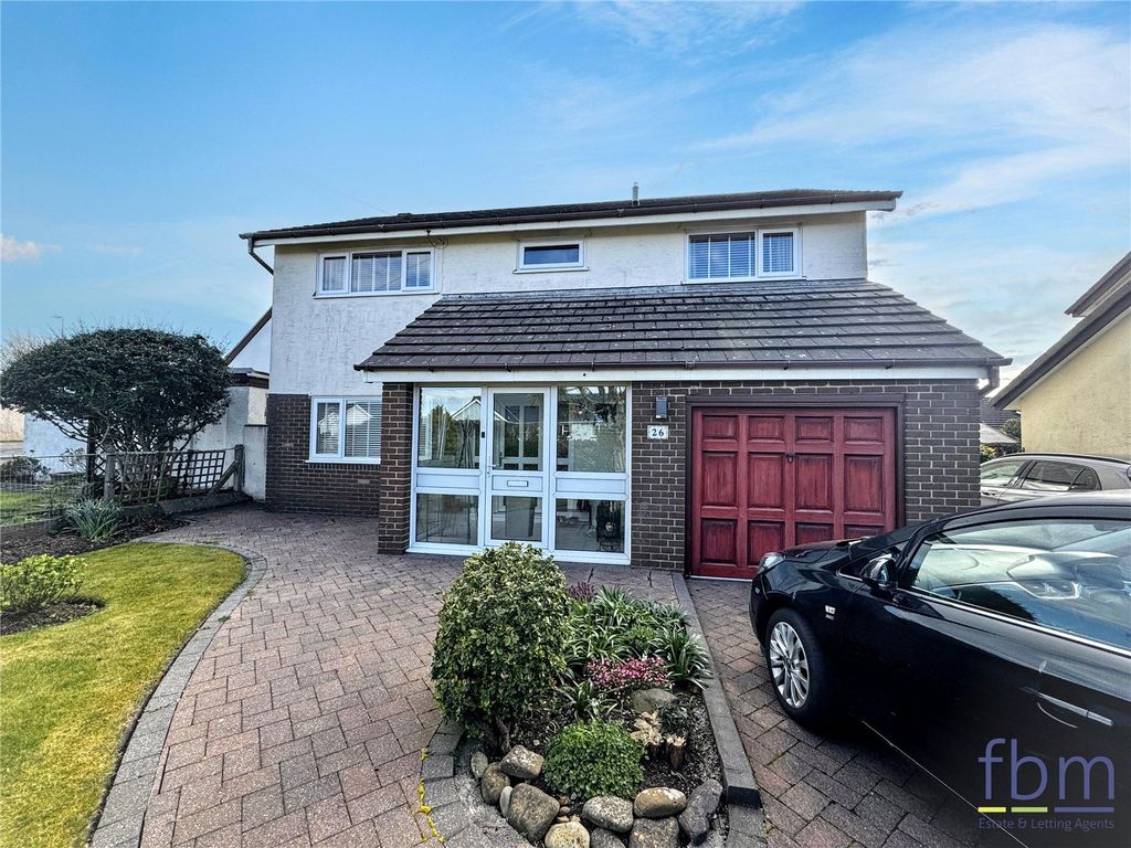 5 bed detached house for saleUpper Lamphey Road, Pembroke, Pembrokeshire SA71