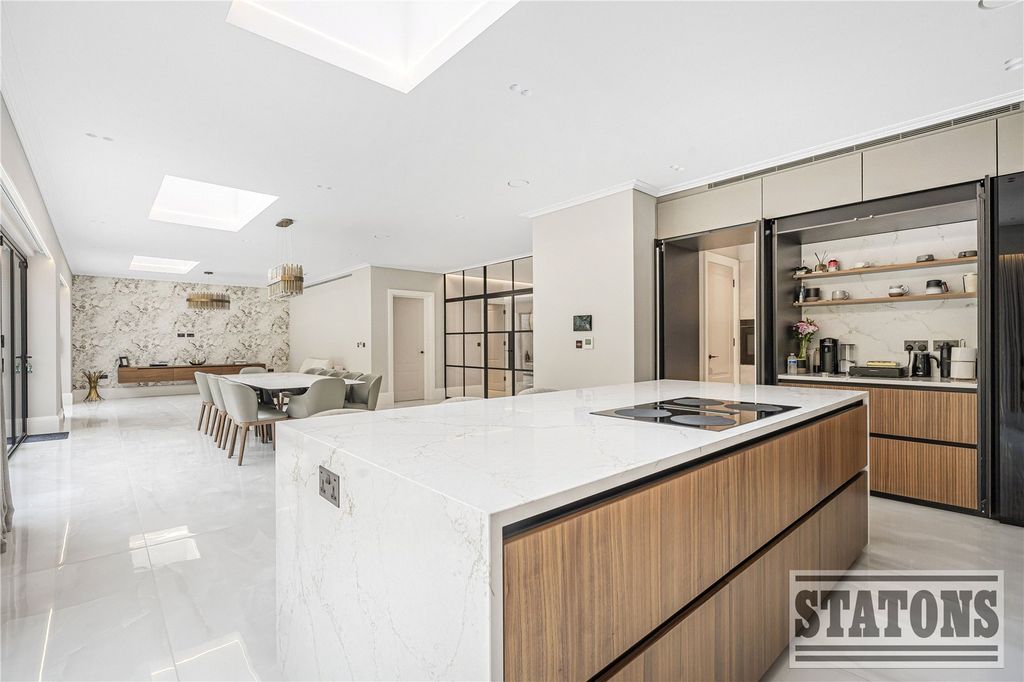 Additional image 8 of 5 bed detached house for saleBarham Avenue, Elstree, Borehamwood, Hertfordshire WD6