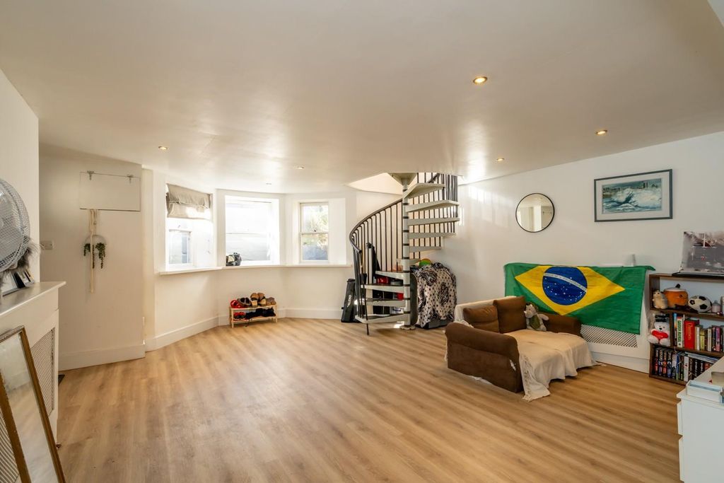 Additional image 6 of 2 bed maisonette for saleMaisonette, Park Road, Bognor Regis PO21
