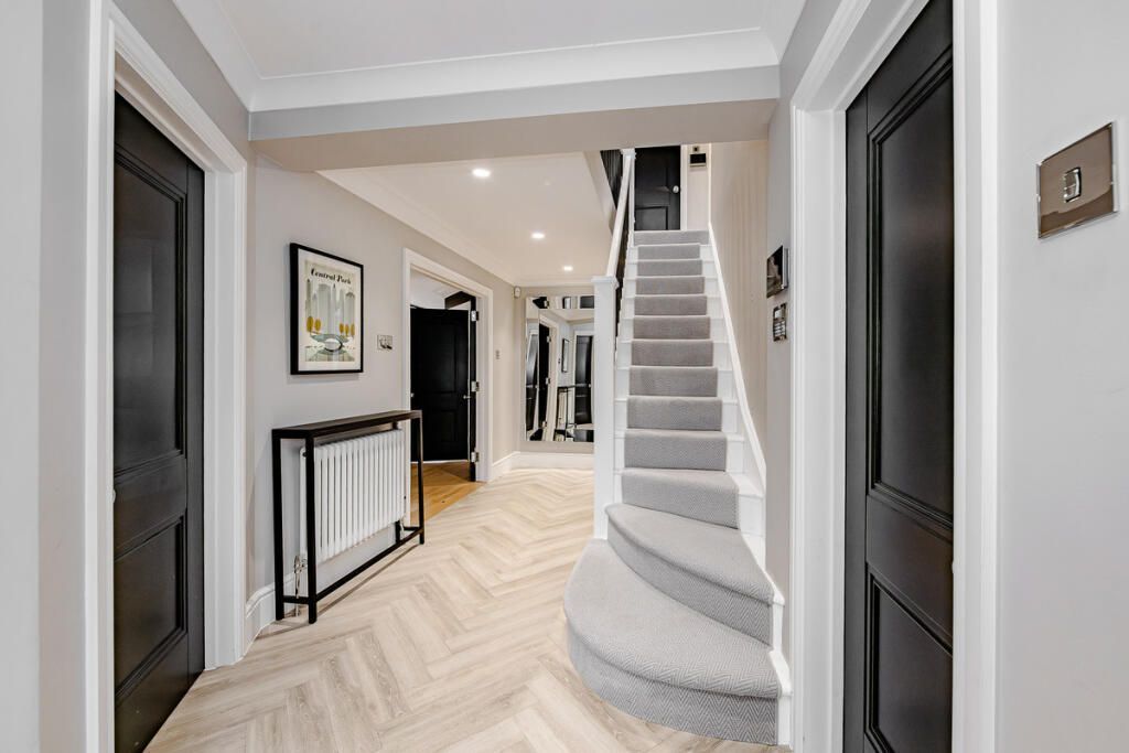 Additional image 5 of 4 bed detached house for saleLongaford Way, Hutton Mount, Brentwood CM13