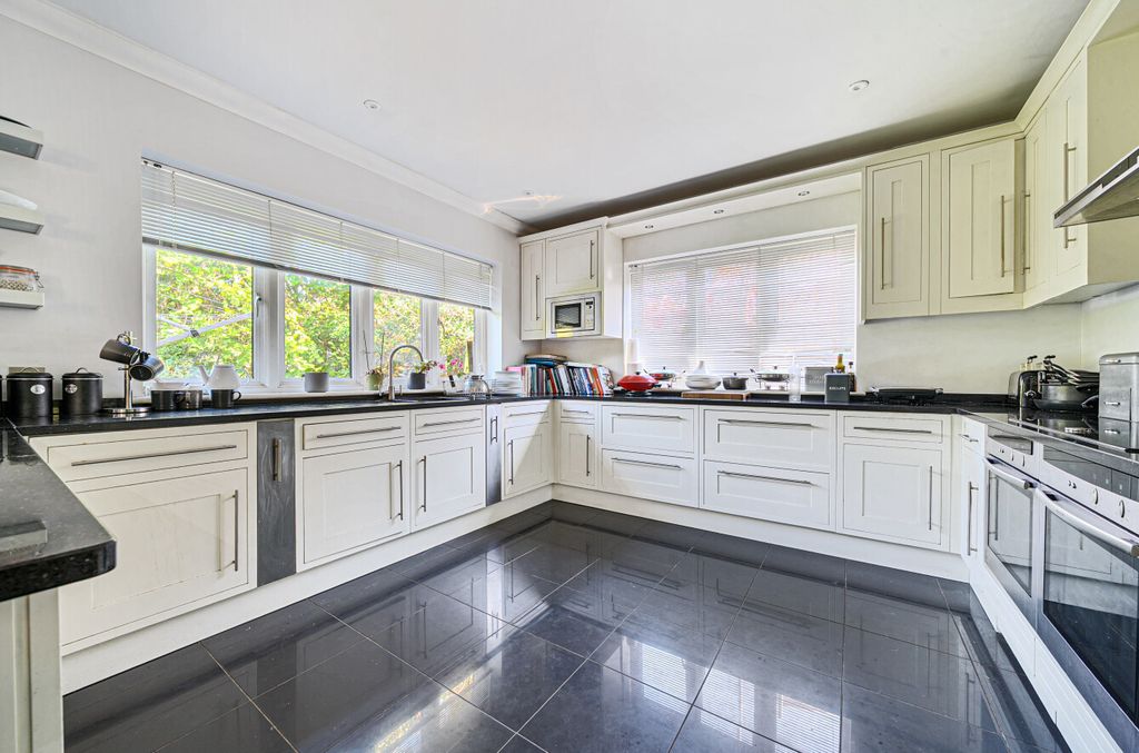 Additional image 6 of 5 bed detached house for saleBarnet Wood Road, Hayes, Bromley, Kent BR2