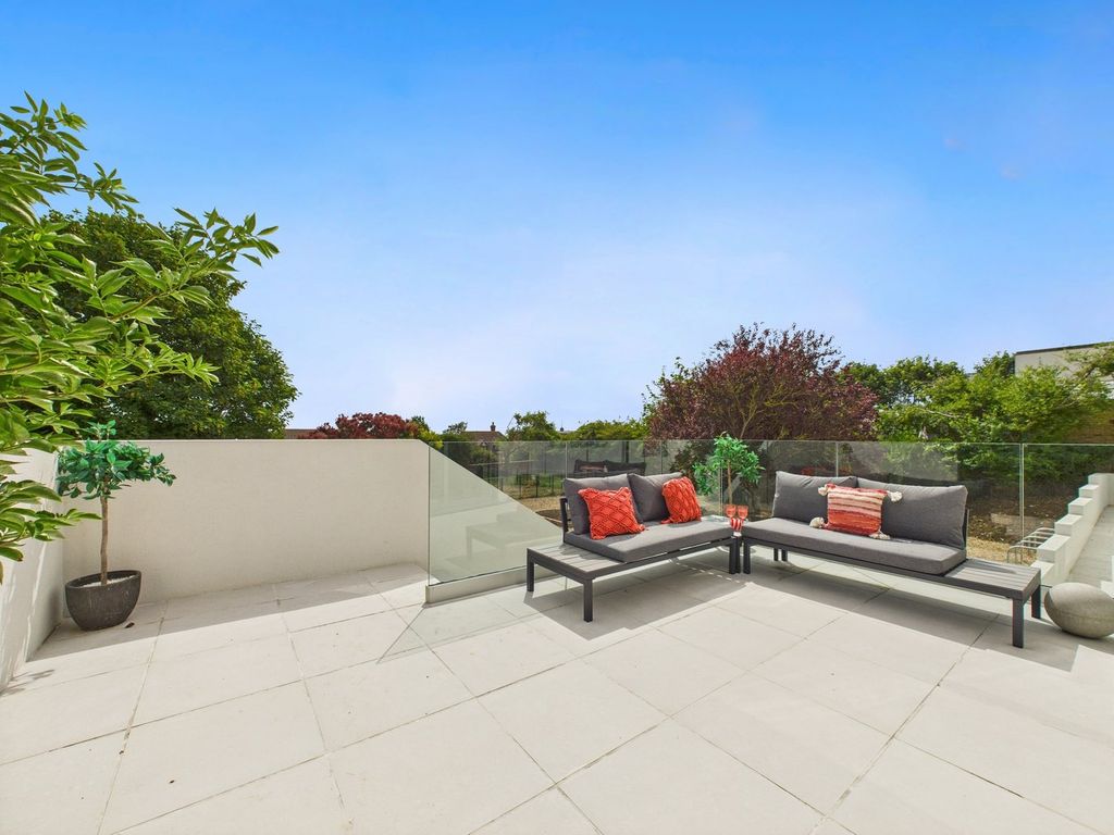 Additional image 3 of 2 bed flat for saleStone Road, Broadstairs CT10