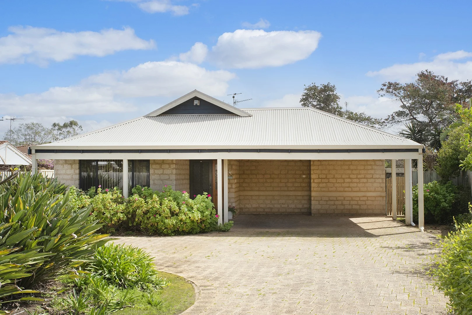 33B Seattle Court, Quindalup WA 6281