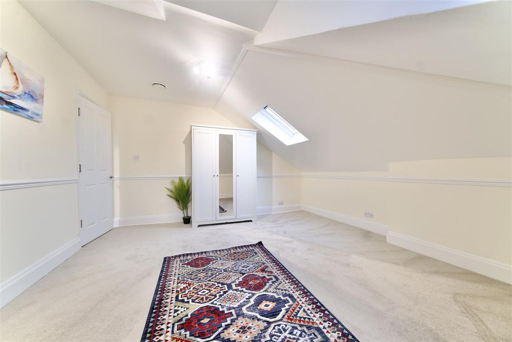 Additional image 10 of 2 bed flat for saleBuxton Road, Weymouth DT4