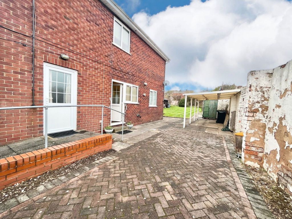 Additional image 8 of 5 bed detached house for saleQueen Street, Pensnett, Brierley Hill DY5