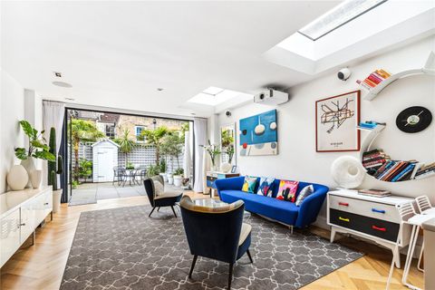 Fullerton Road, The Tonsleys SW18