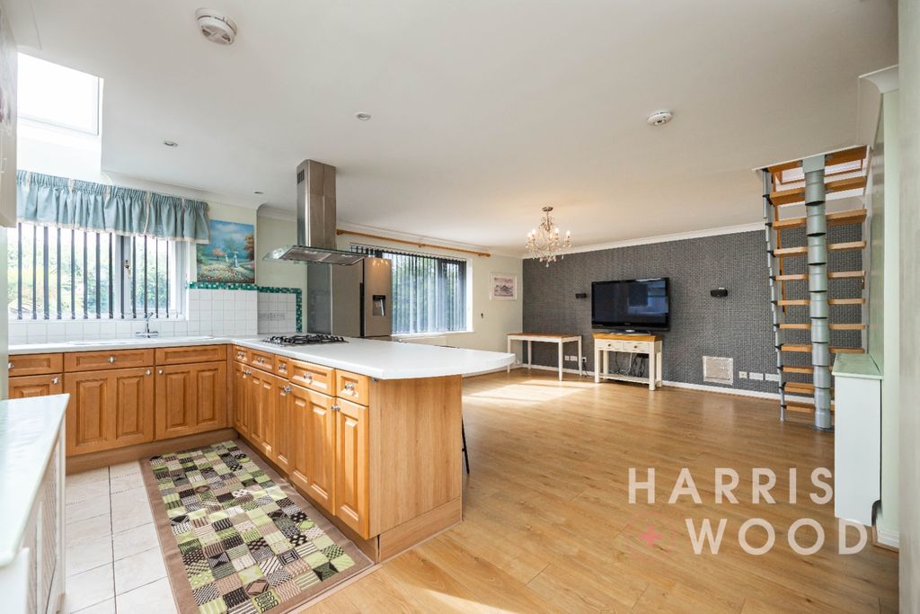 Additional image 65 of 9 bed detached house for saleBroadoaks Crescent, Braintree, Essex CM7