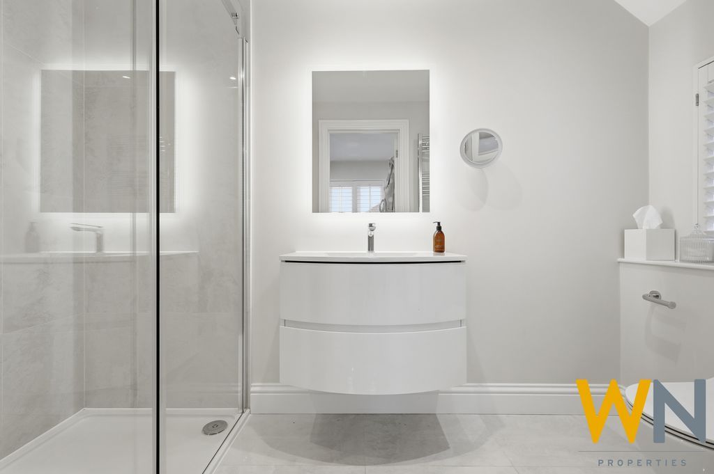 Additional image 17 of 4 bed detached house for saleRoundwood Avenue, Hutton Mount, Brentwood CM13
