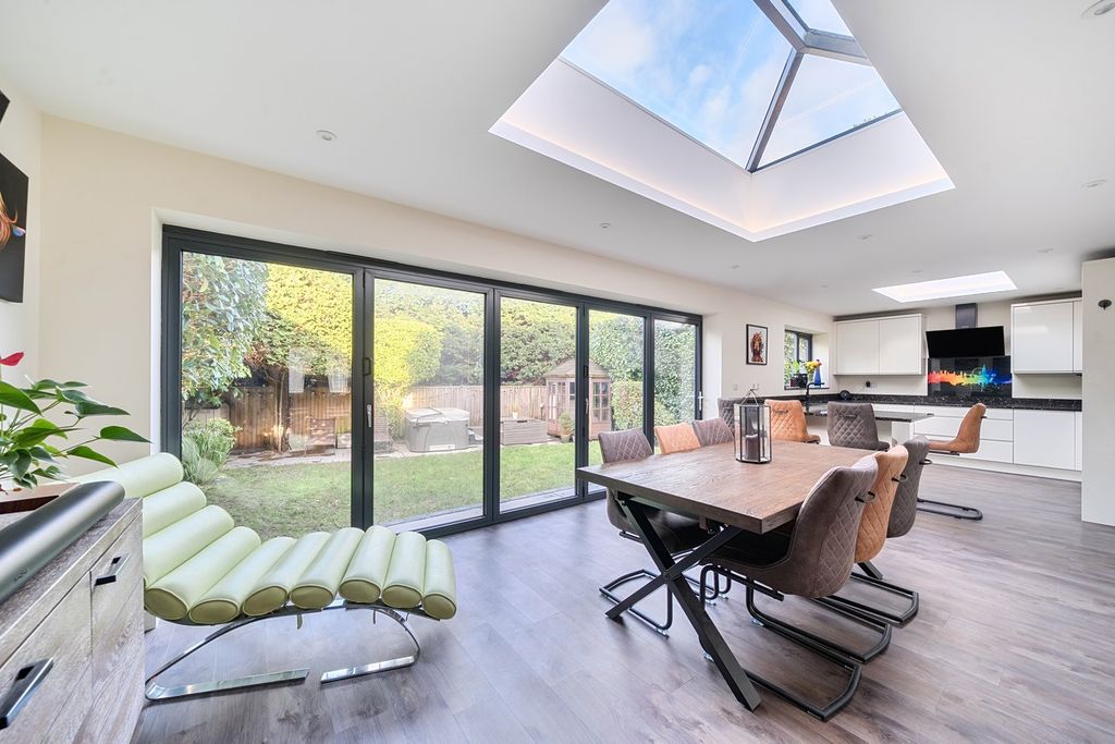 Additional image 2 of 4 bed detached house for saleRhinefield Close, Brockenhurst SO42