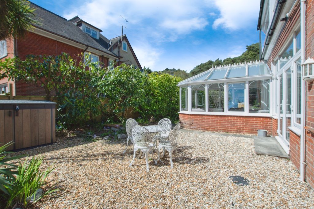 Additional image 15 of 2 bed flat for sale6 St. Anthonys Road, Bournemouth BH2