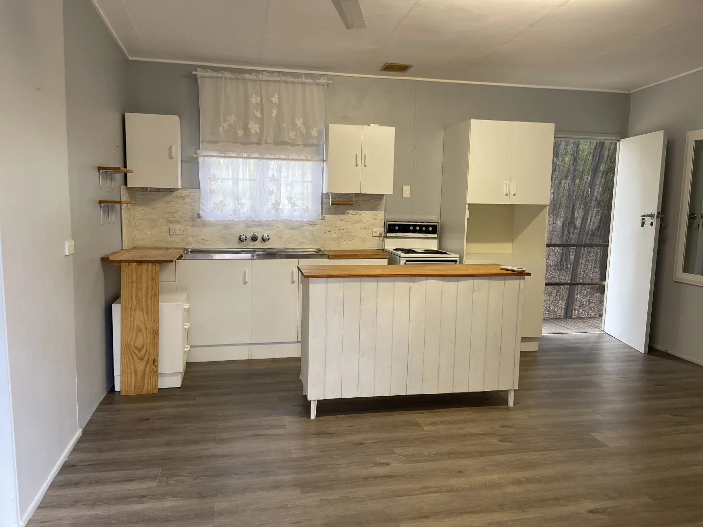 Additional image 7 of 41 Sunrise Road, Sapphire QLD 4702