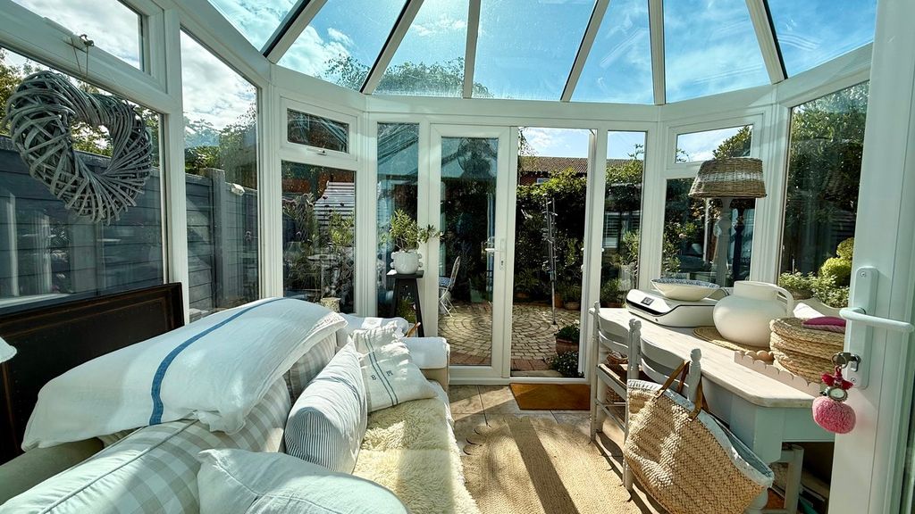 Additional image 8 of 1 bed property for saleSpartina Drive, Lymington SO41