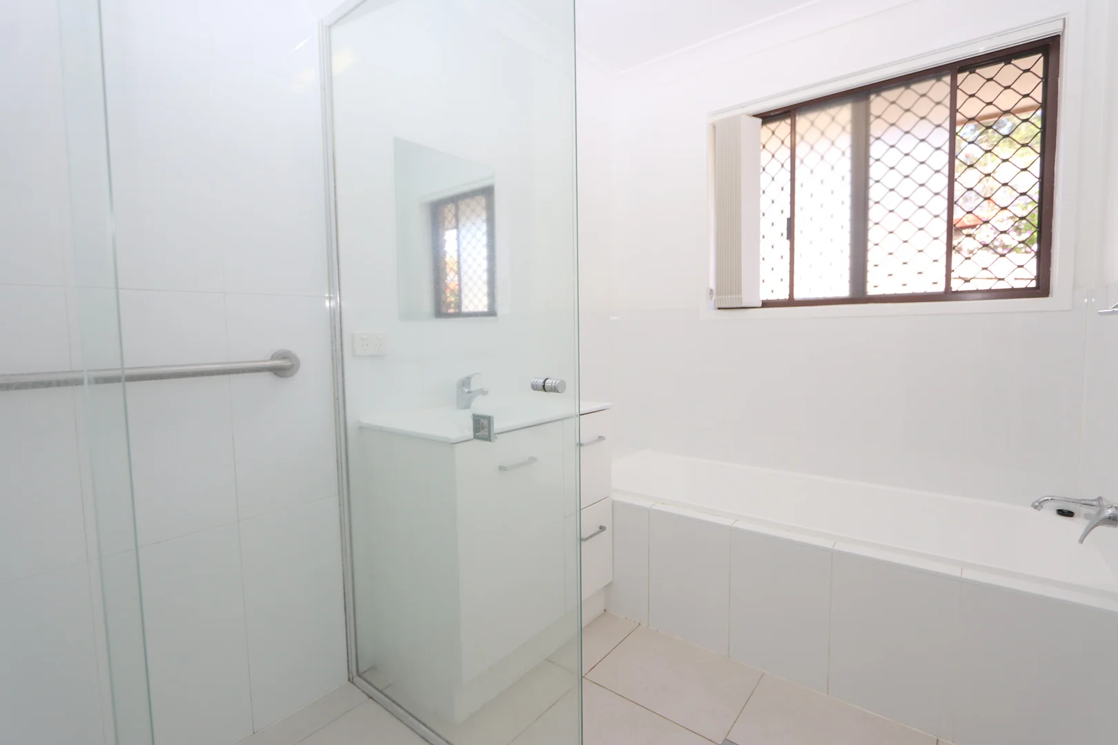 Additional image 11 of 2/11 Raftery Street, Ashmore QLD 4214
