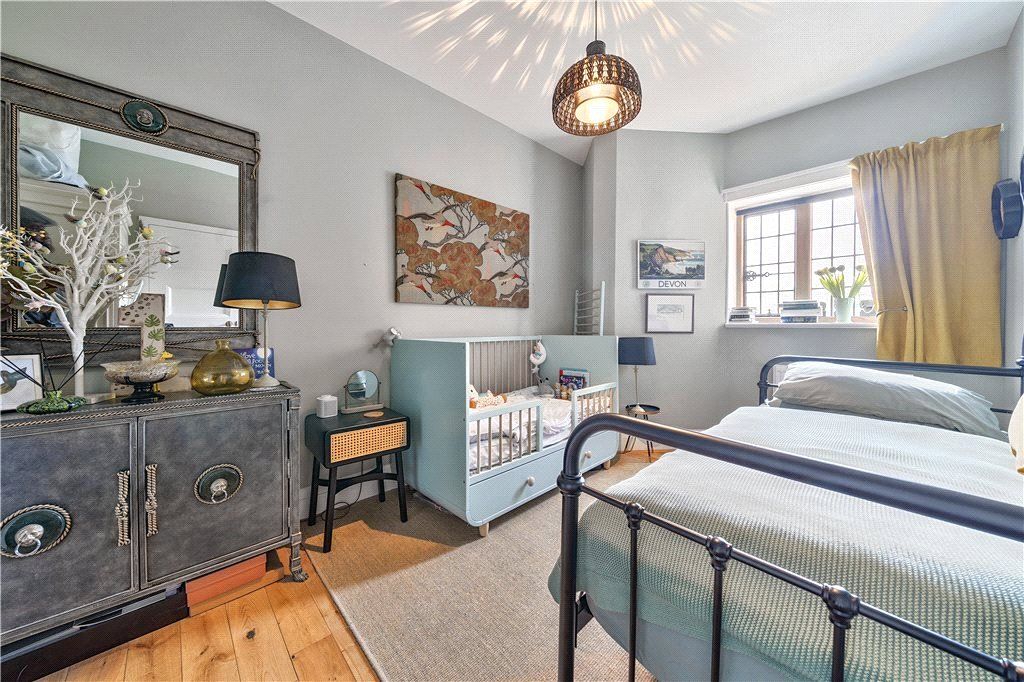 Additional image 8 of 2 bed flat for saleMavelstone Road, Bickley, Kent BR1