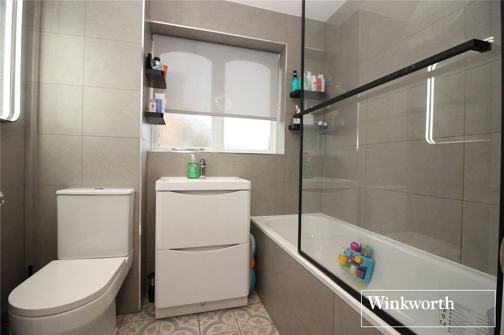 Additional image 13 of 3 bed detached house for saleThe Campions, Borehamwood WD6