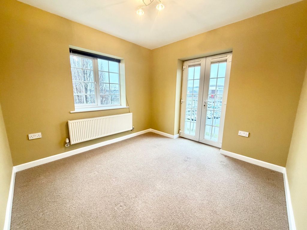 Additional image 9 of 2 bed flat for saleMadison Avenue, Brierley Hill DY5